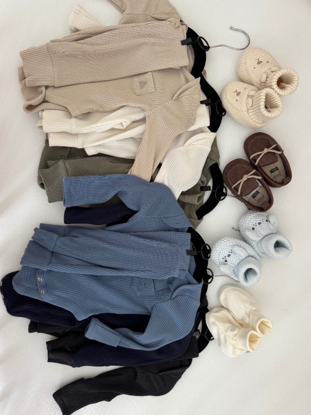 Baby Gap set + shoes bundle (0-3)